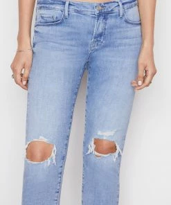 Flash Sale π€© Frame-denim π© Women Le Garcon Crop -- Cebu Rips β 10 Frame-denim Women Le Garcon Crop -- Cebu Rips