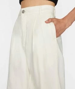 Frame-denim Women Denim Pleated Chino -- Ecru