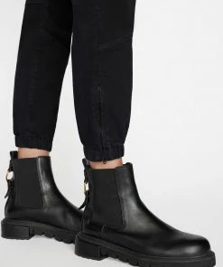 Frame-denim Women Banded Bottom Trapunto Pant -- Overdye Black