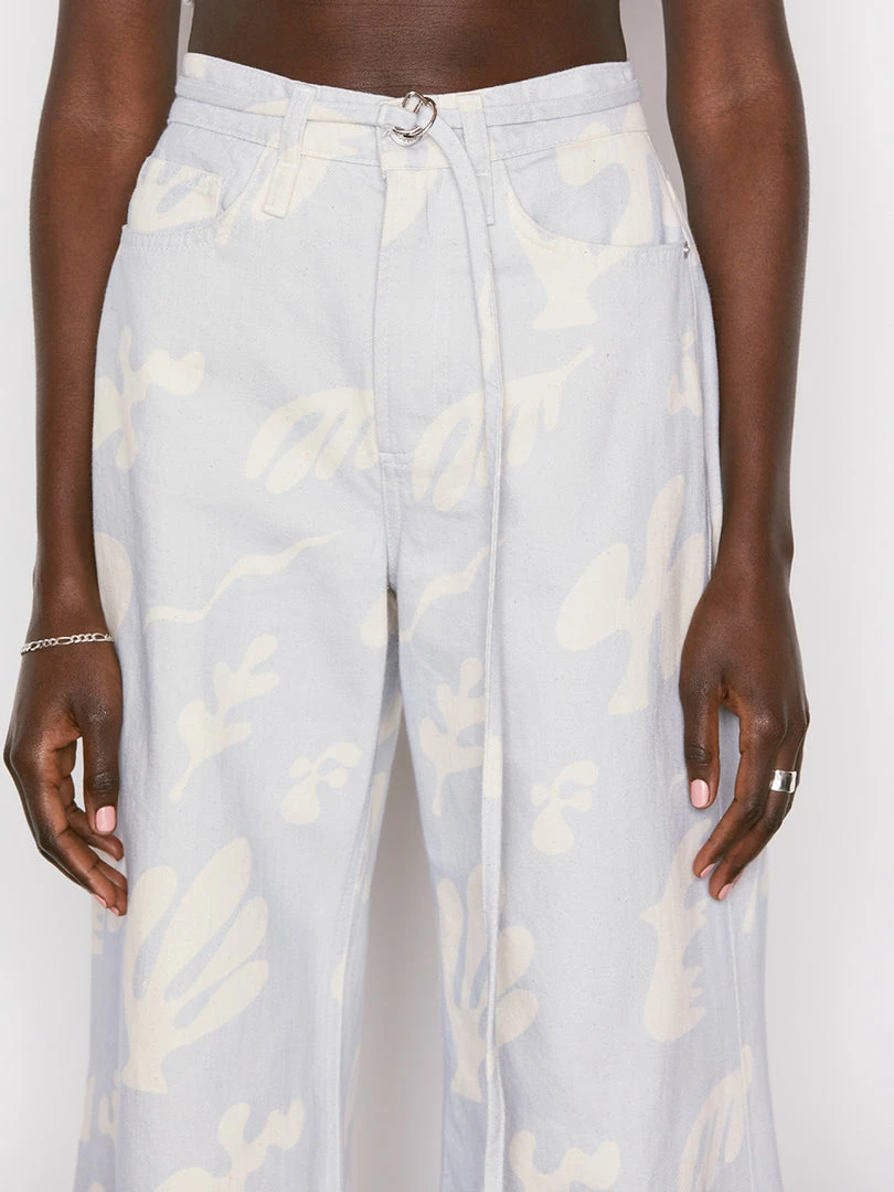 Flash Sale β¨ Frame-denim π© Women High Rise Baggy Pant -- Tropical Chambray Abstract π― 3 Frame-denim Women High Rise Baggy Pant -- Tropical Chambray Abstract