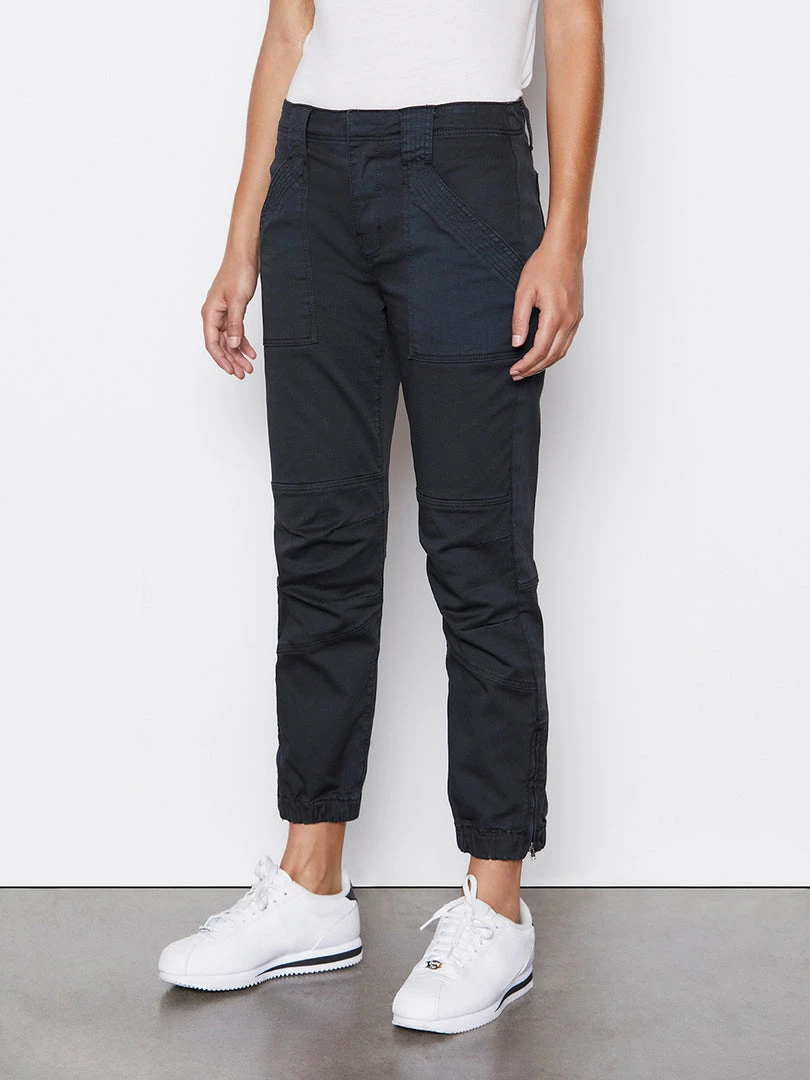Cheap π Frame-denim Banded Bottom Trapunto Moto Pant -- Washed Black β€οΈ 3 Frame-denim Banded Bottom Trapunto Moto Pant -- Washed Black