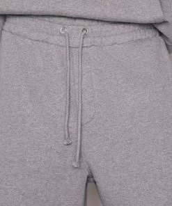 New π Frame-denim Logo Splash Paint Sweatshort -- Grey Melange π 12 Frame-denim Logo Splash Paint Sweatshort -- Grey Melange