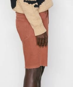 Frame-denim L'Homme Cut Off Short -- Brick Men