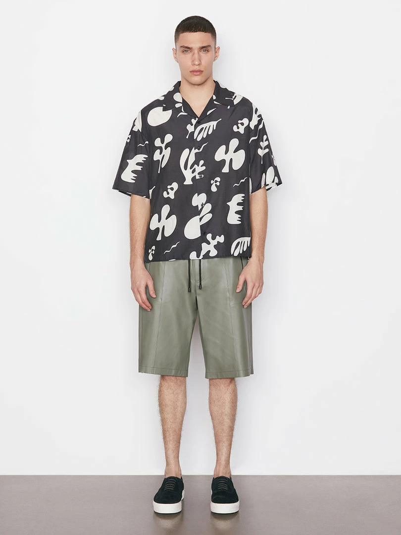 Outlet π€© Frame-denim Bonded Leather Short -- Grey Green π 2 Frame-denim Bonded Leather Short -- Grey Green