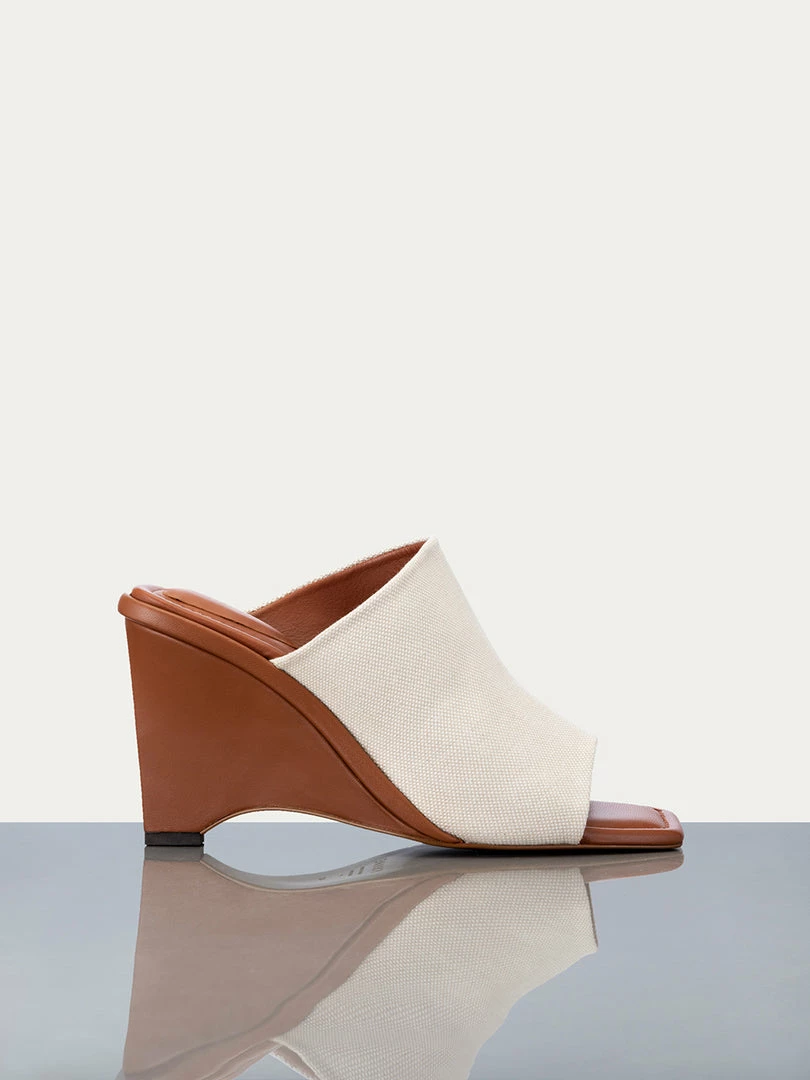 Budget π₯ Frame-denim Le Naomi Mule -- Natural π© Women π 1 Frame-denim Le Naomi Mule -- Natural Women