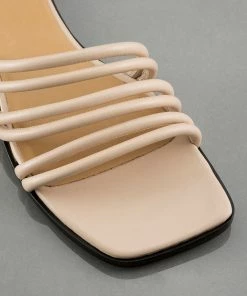 Frame-denim Le Capri Sandal -- Nude