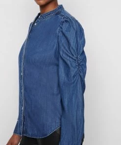 Frame-denim Women Frankie Shirt -- Medium Wash