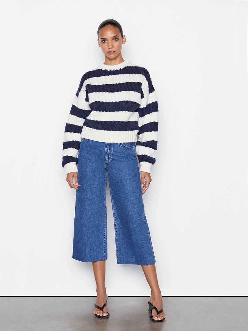 Brand new β Frame-denim Oversized Crew Sweater -- Navy Multi π© Women β¨ 2 Frame-denim Oversized Crew Sweater -- Navy Multi Women