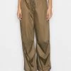 Frame-denim Parachute Pant -- Dark Fatigue Women