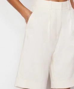 Discount π Frame-denim Relaxed Bermuda Short -- Bone π© Women β€οΈ 8 Frame-denim Relaxed Bermuda Short -- Bone Women